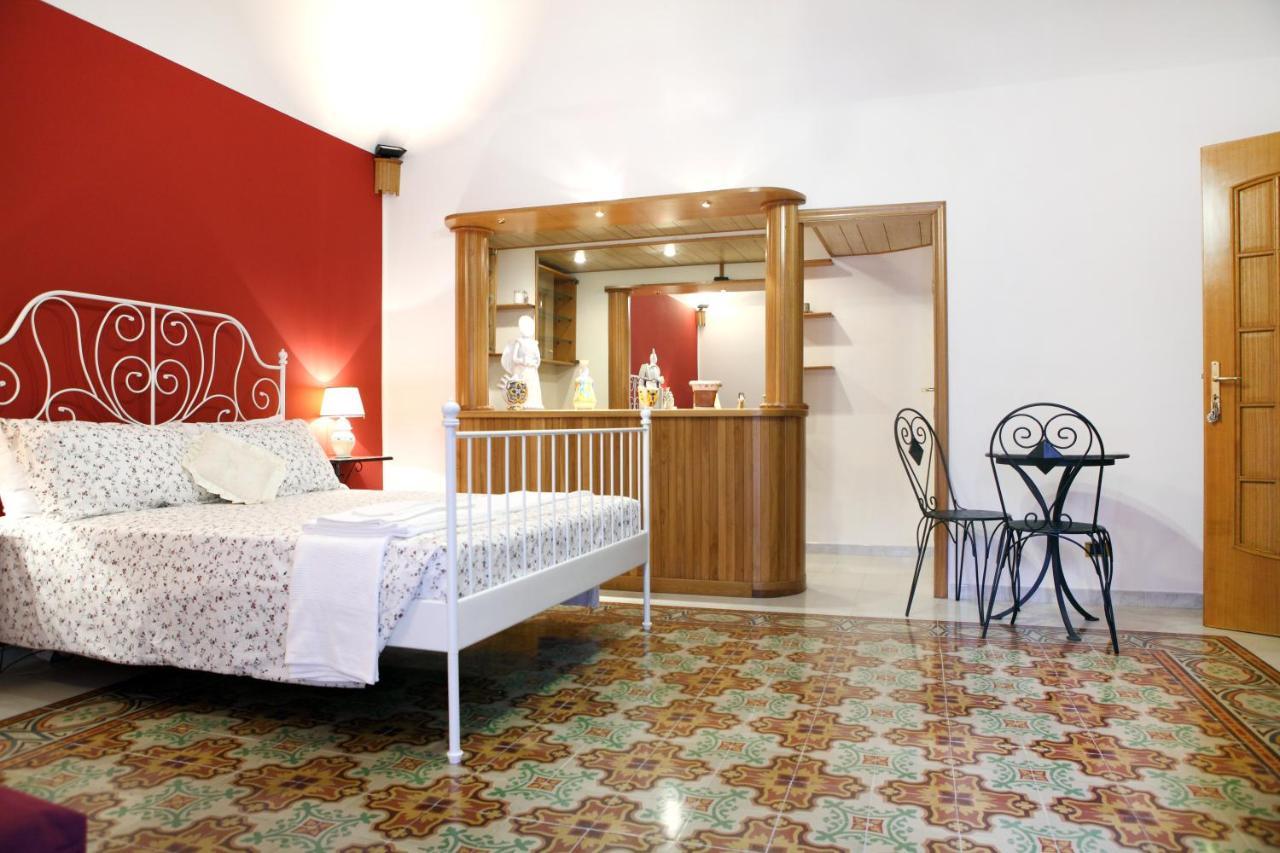 B&B Maia House Santo Stefano di Camastra Extérieur photo