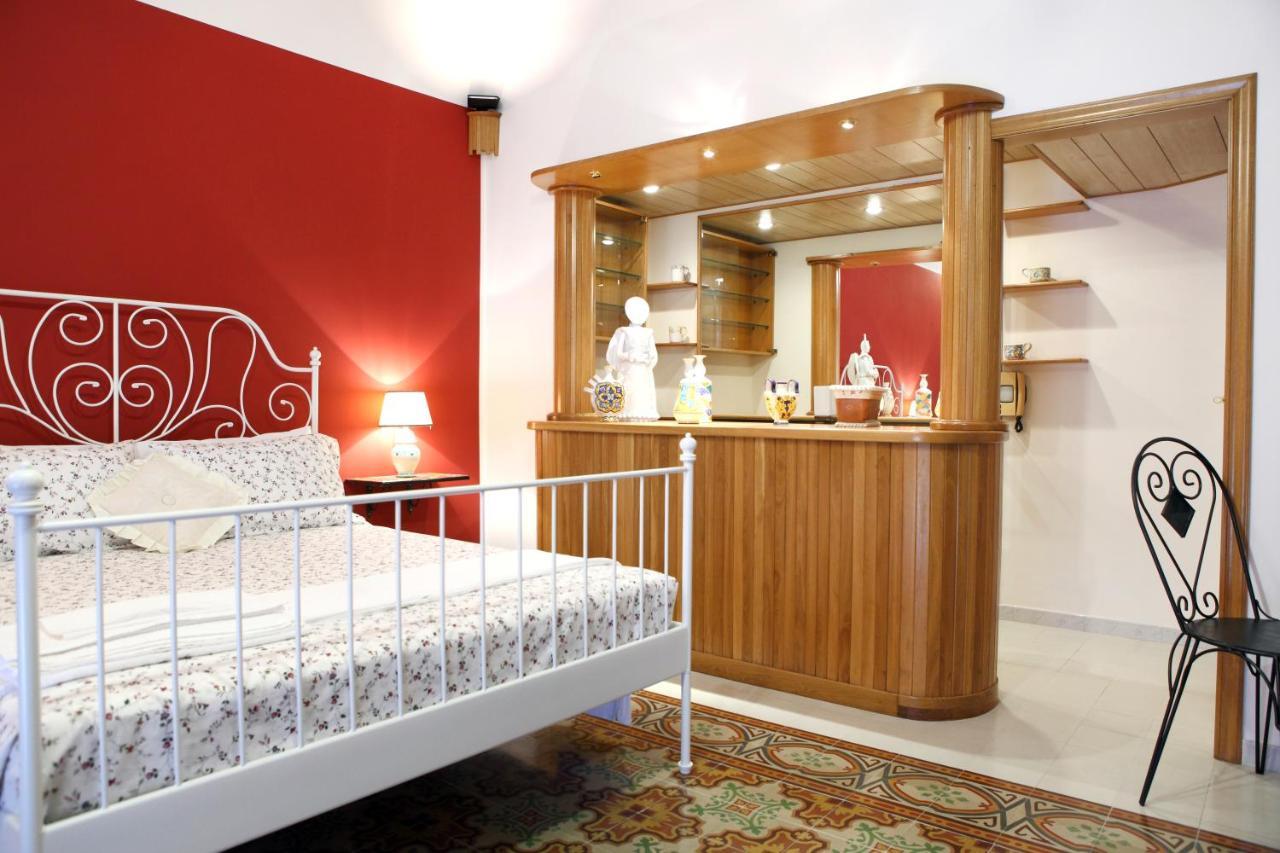B&B Maia House Santo Stefano di Camastra Extérieur photo